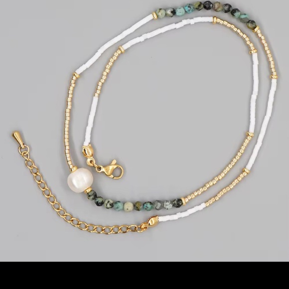 Jewelry - Gold plated bohemian stone necklace